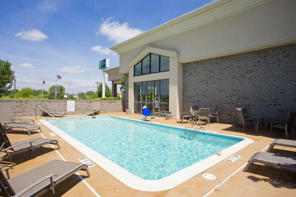 Holiday Inn Express Stephens City by IHG