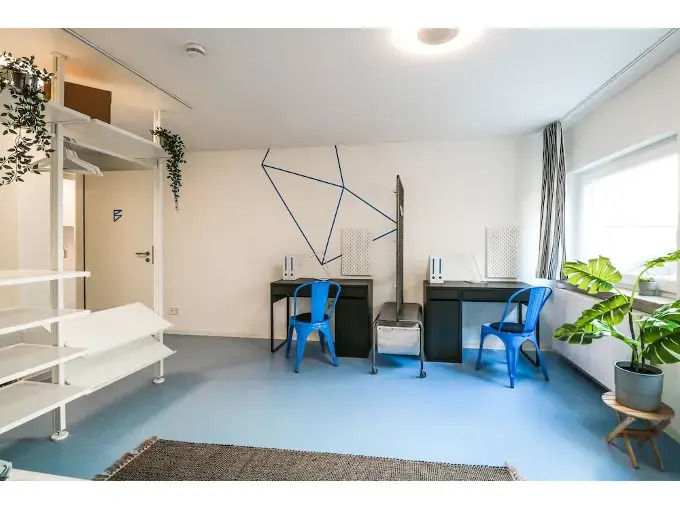 Private hostel room - City Center 1C