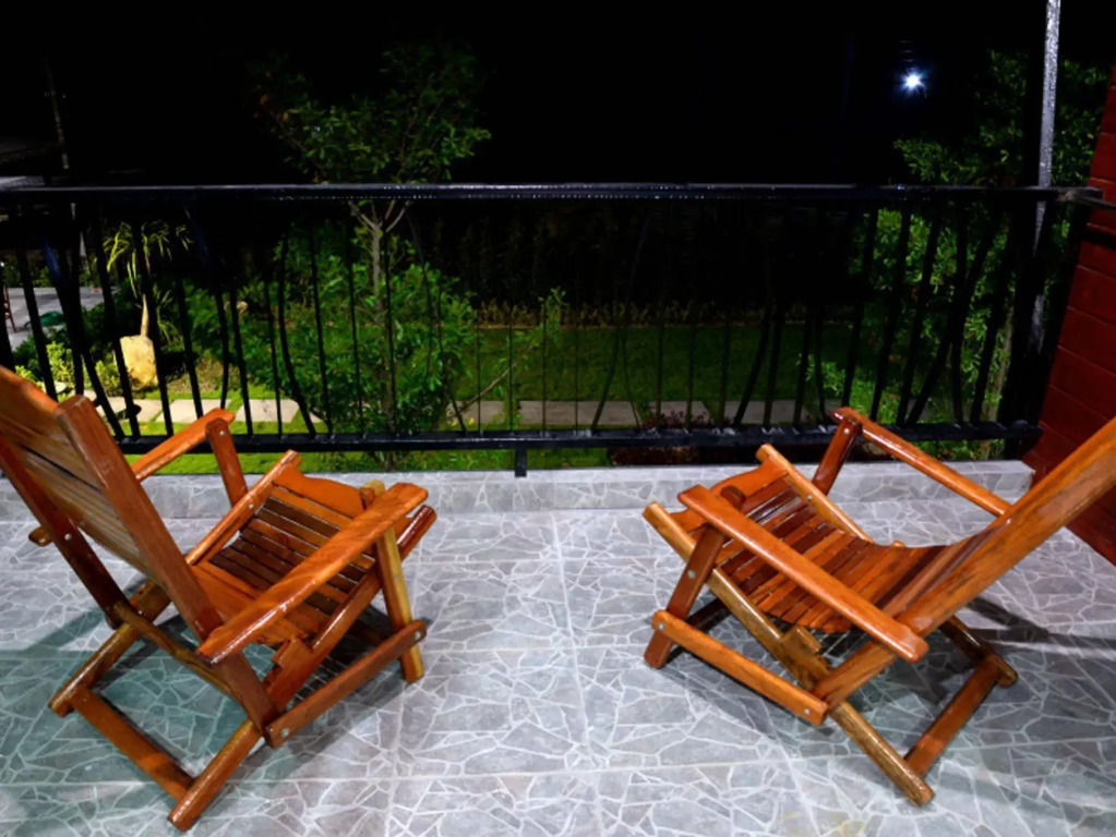The Breeze Lipe Resort
