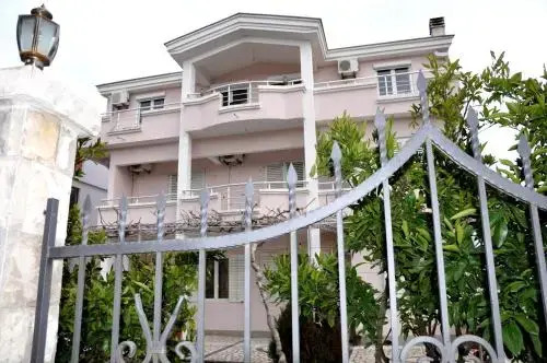 Apartments Perezaj