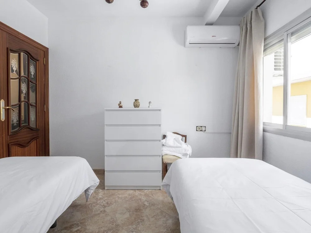 Simplistic Apartment in Ubeda near Clock Tower