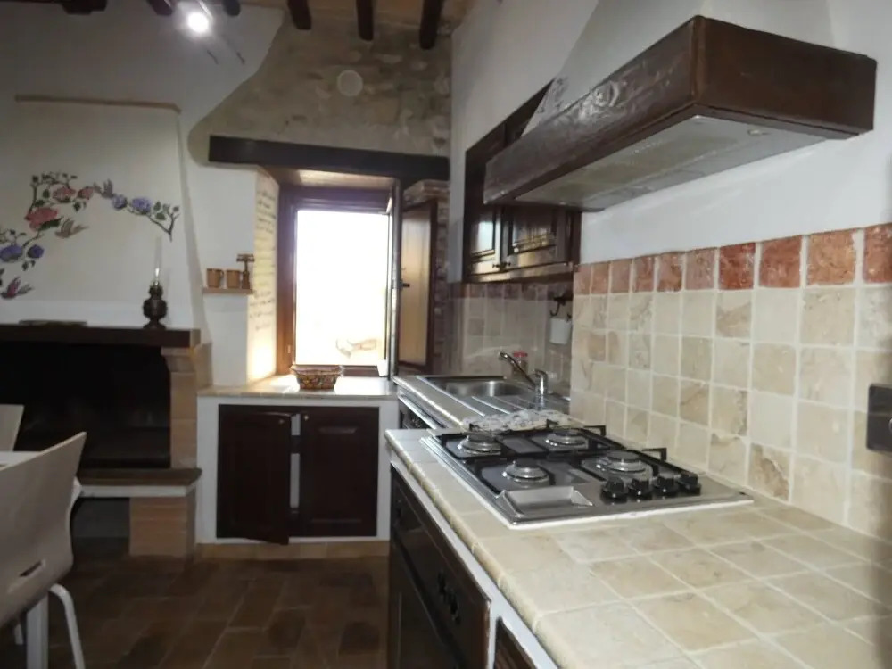 SCAPPO IN UMBRIA, Porta Leone