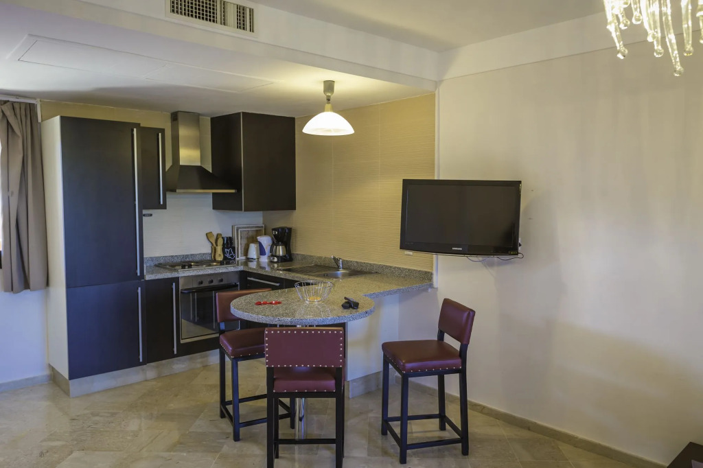 Condominium Hotel Resorts Oliva