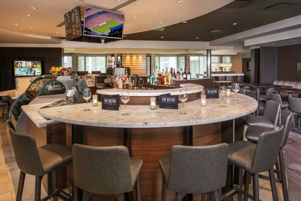 Courtyard By Marriott Baltimore BWI Airport