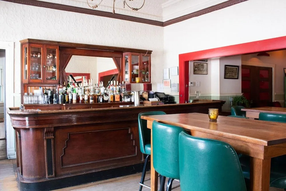 The North Branch Inn