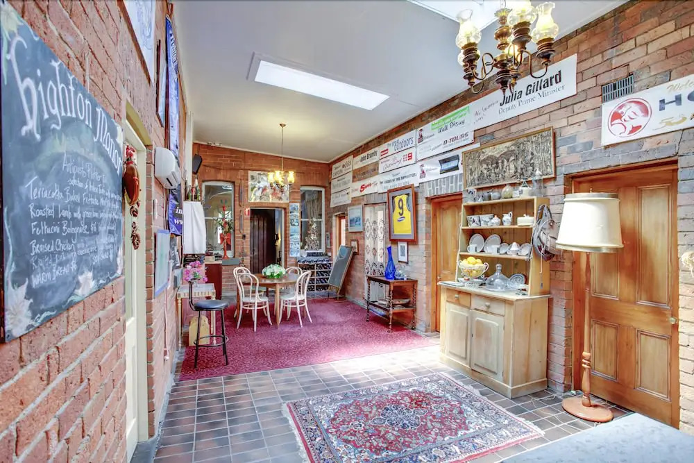 Highton Manor