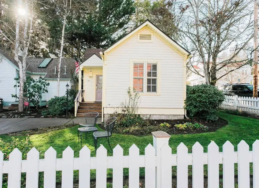 Cottage Nine in Jacksonville