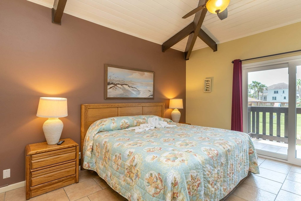 Tiki 246 - Beautiful Ocean View 2br Beach Condo 2 Bedroom Condo