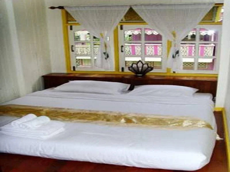 Ruen Maingam Resort