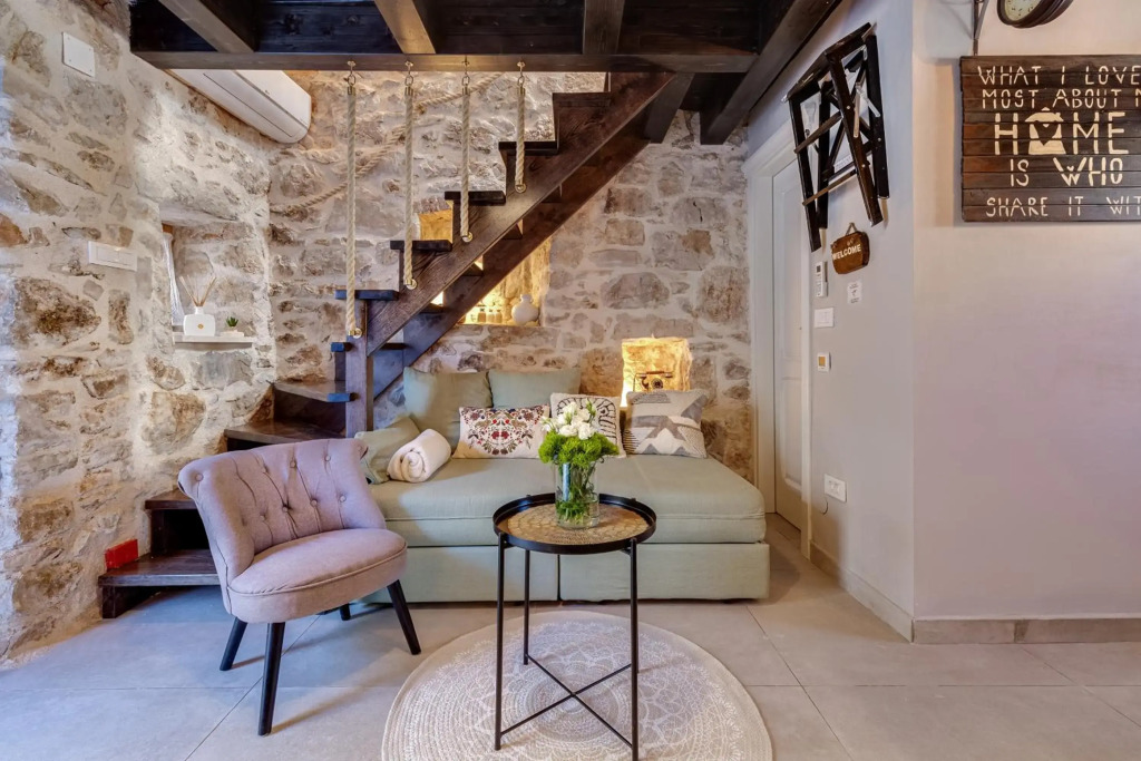 Luxury LeNi Guest House