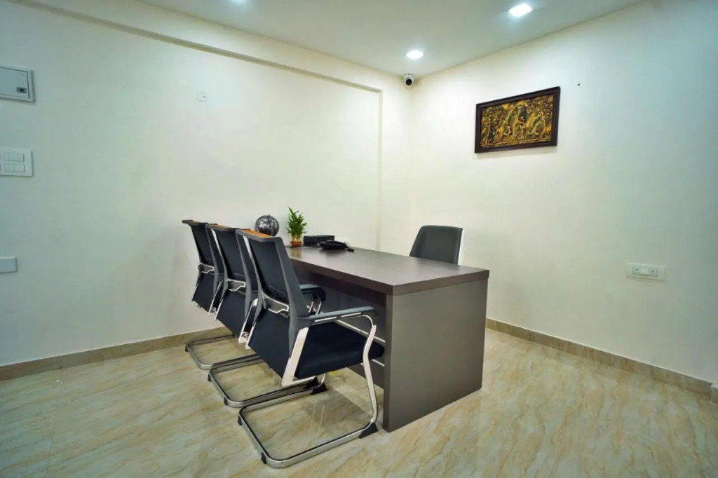 ECKO Sterling Inn Near Bangalore International Airport