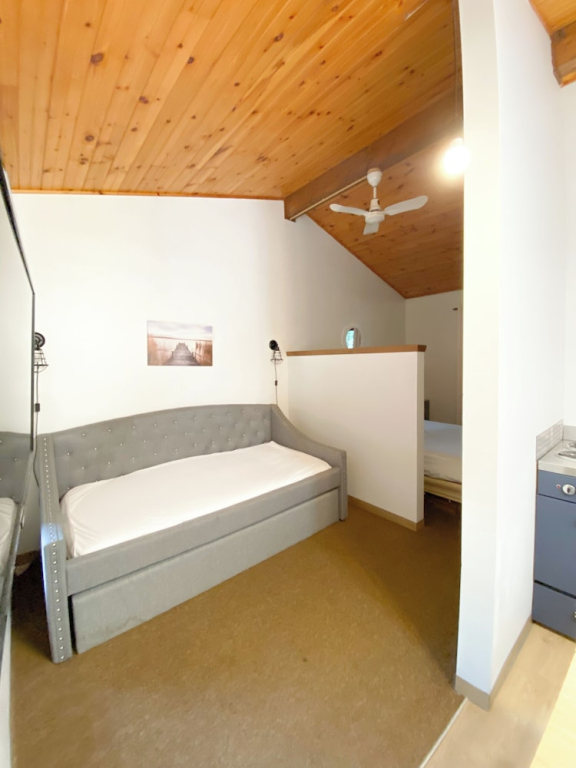 Black Horse Motor Inn
