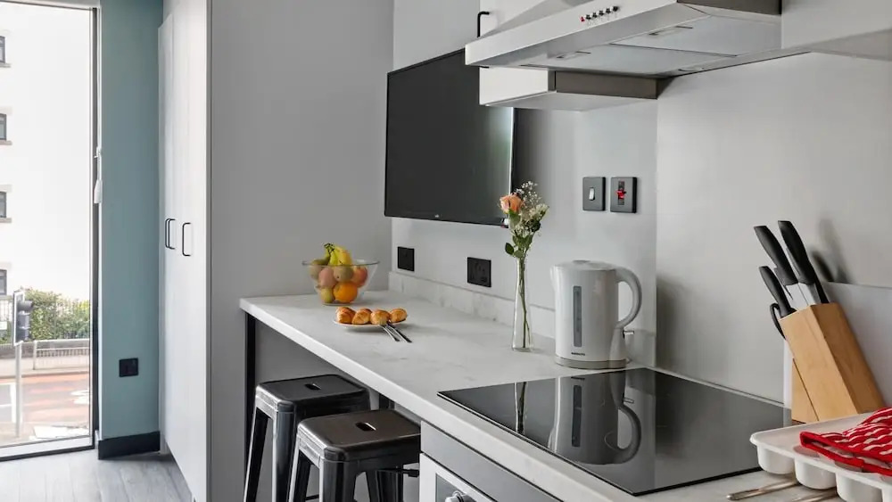 Comfortable and Convenient Studio
