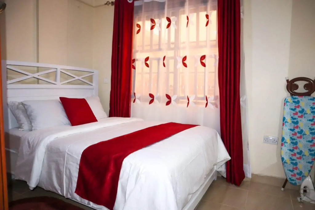 Tom Mboya Estate - Fast WI-FI, Netflix and Parking 1Br Apartment in Kisumu Town