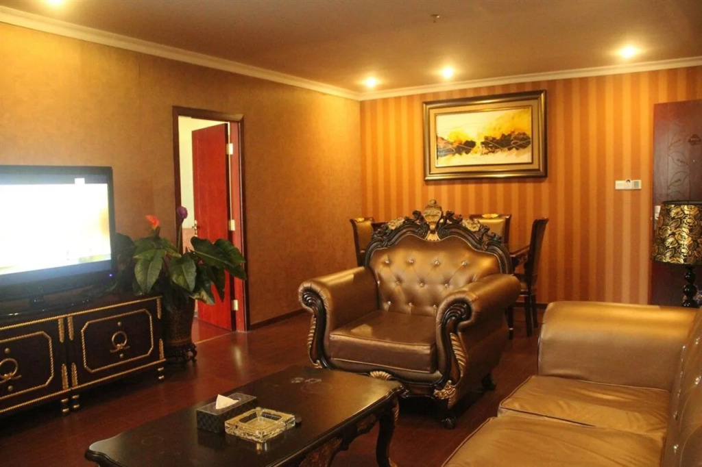GreenTree Inn Guangzhou Jichang Road Express Hotel