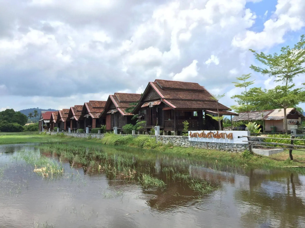 tanabendang banglos