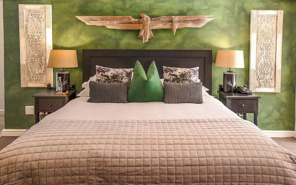 Silvermist Hotel