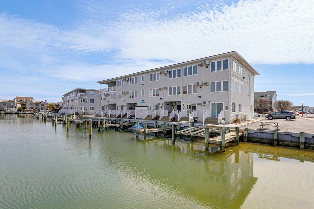 Bayside Waterfront Retreat in Ocean City