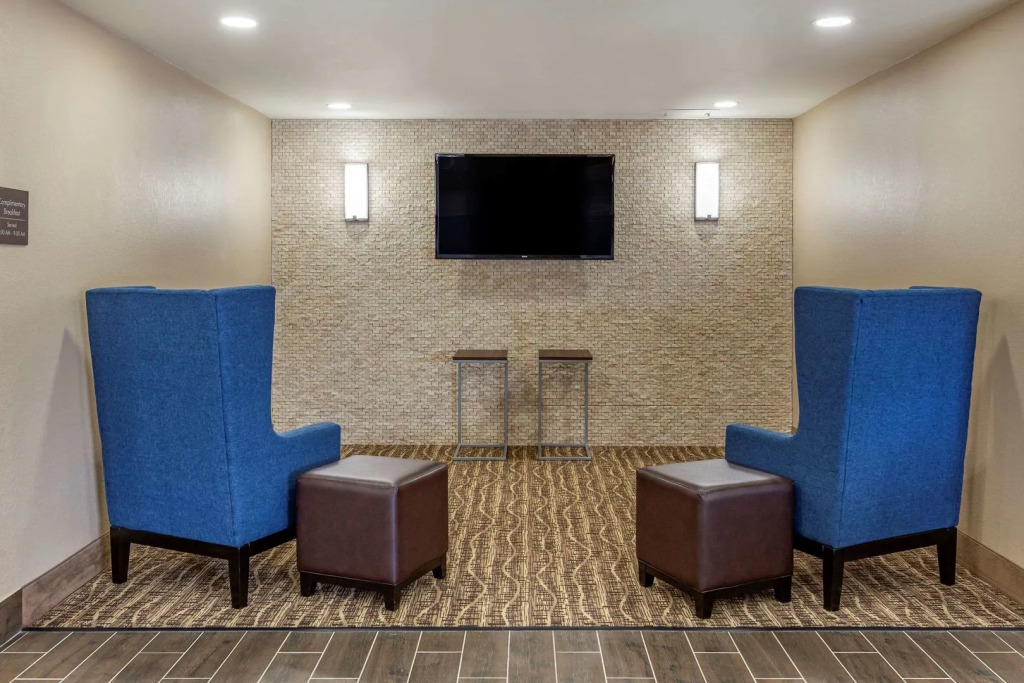 Quality Inn & Suites Spring Lake - Fayetteville near Fort Bragg
