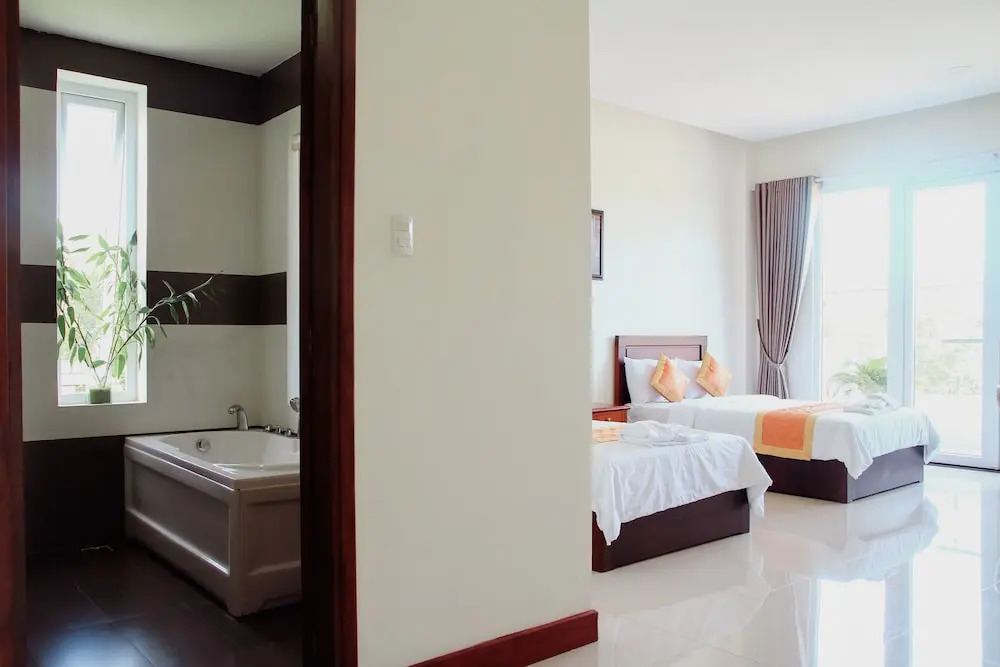 Truong Tinh Hotel