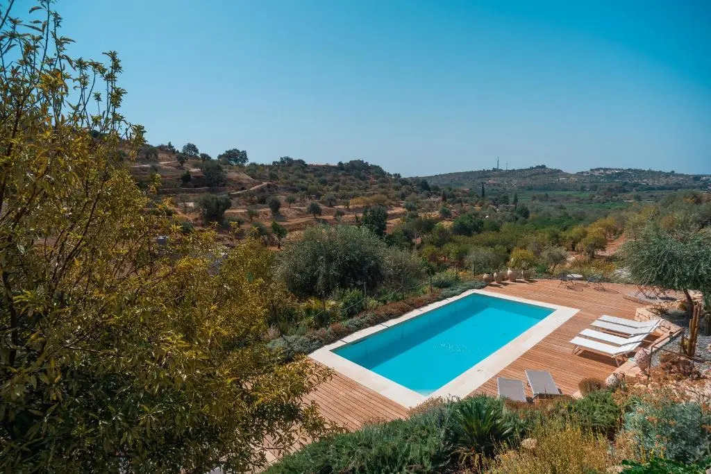 Villa i Gelsi with pool by Azalo Country House