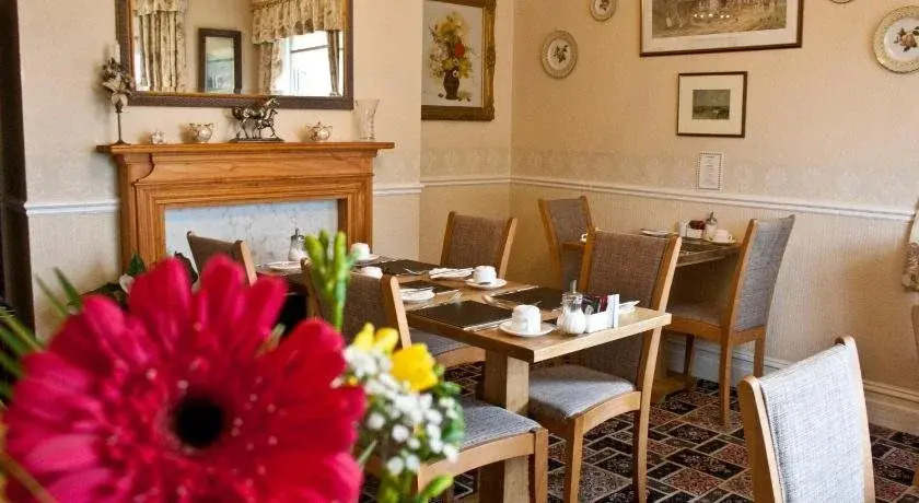 Linroy Guest House