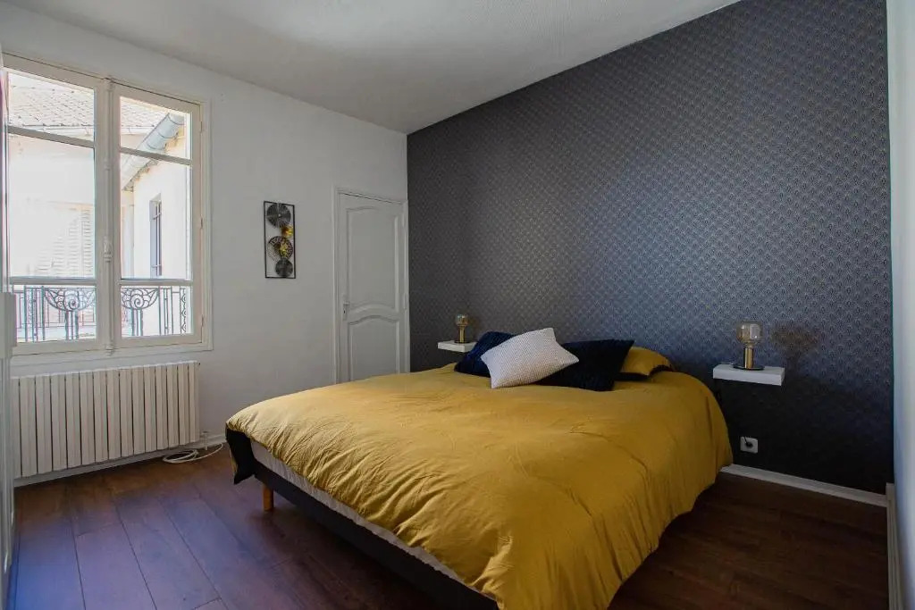 Hyper centre, Bord du canal, Cosy, fibre, parking privée, 1 a 4 pers