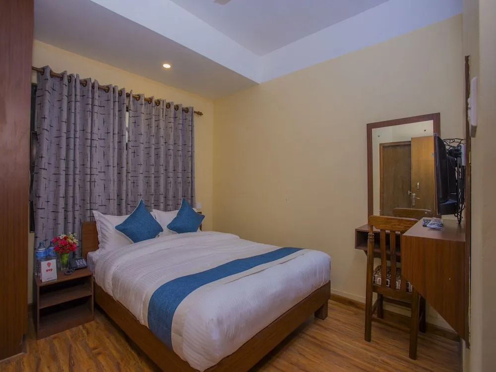 OYO 273 Hotel Rara Palace
