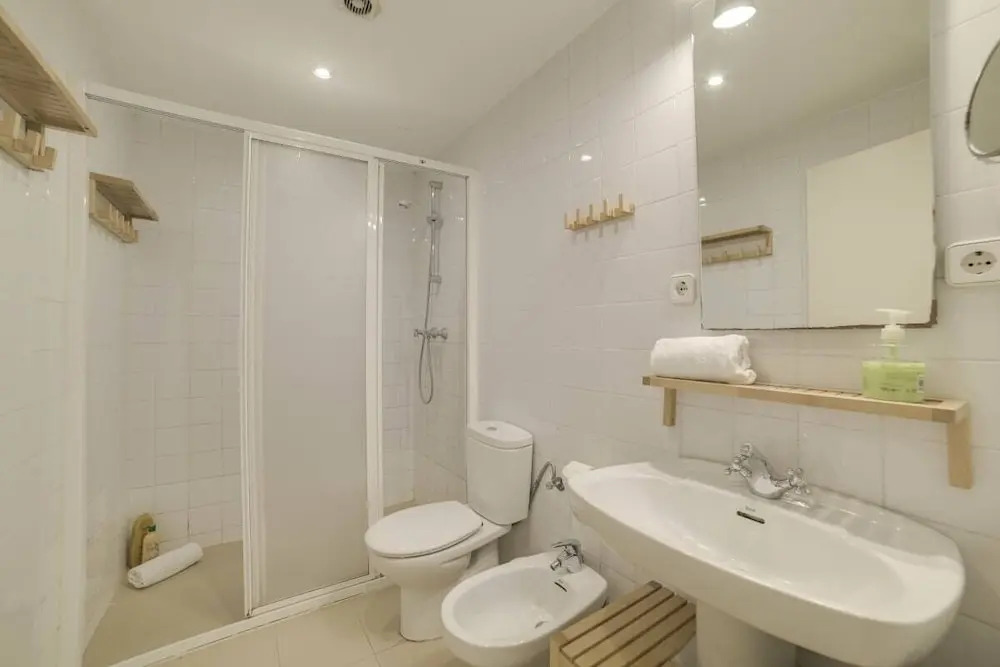 Lovely 2bed W/terrace in Lesseps, Near Park Güell