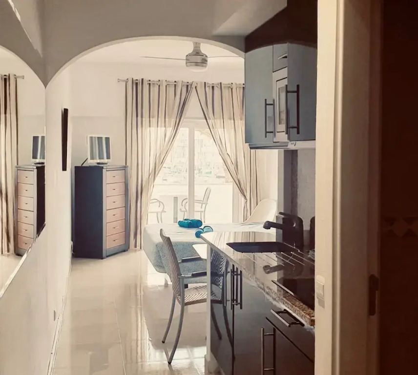 Lagos Marina View Apartment Near Beaches and Shops