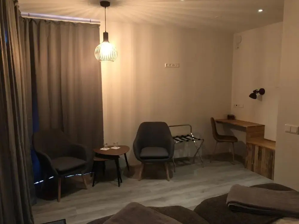 Hrafnavellir Guest House