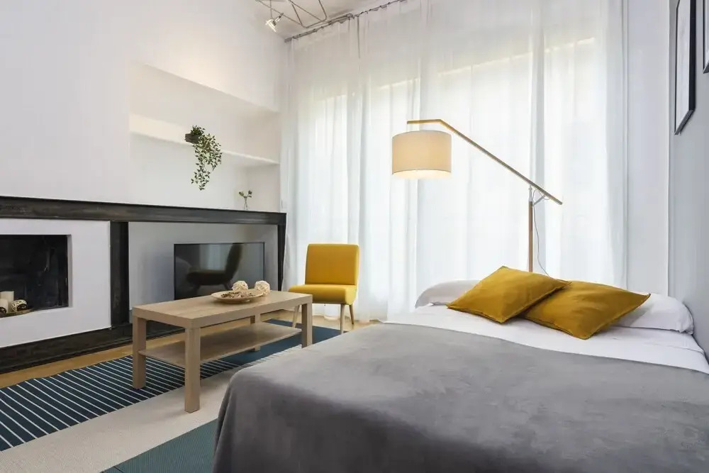 Santa Valeria - 4 Bedrooms Apartment
