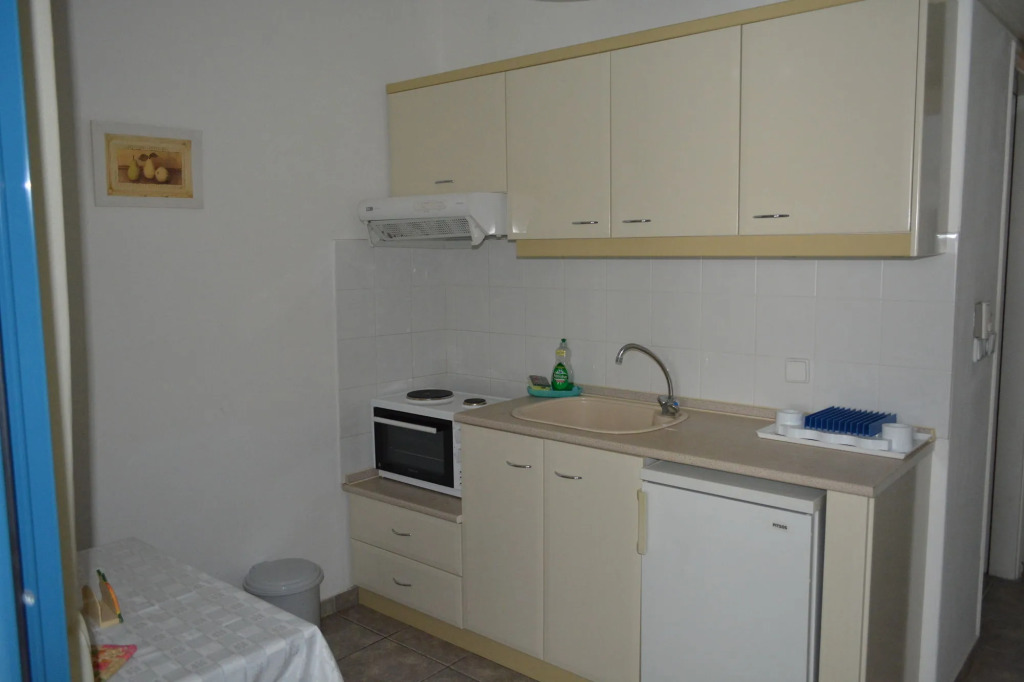 Victor-Eleni Hotel