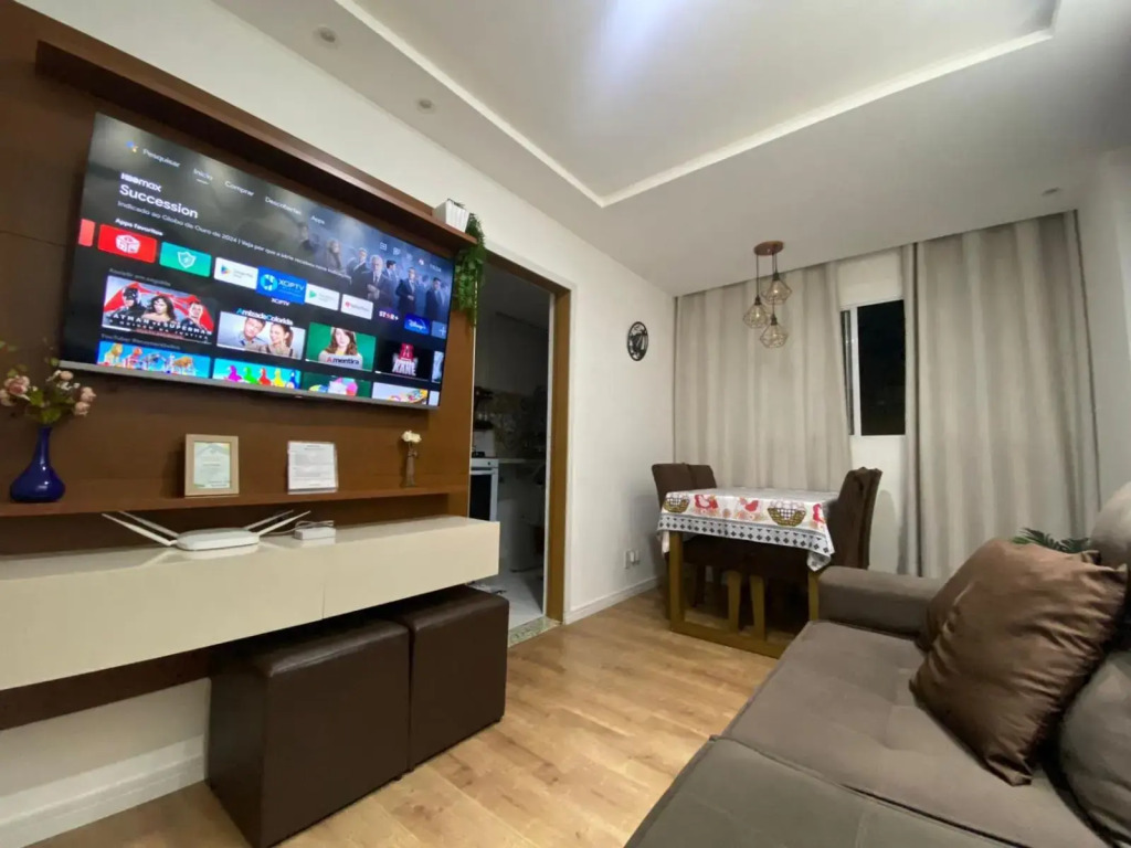 Apartamento 2 Quartos c/ Vaga de Estacionamento