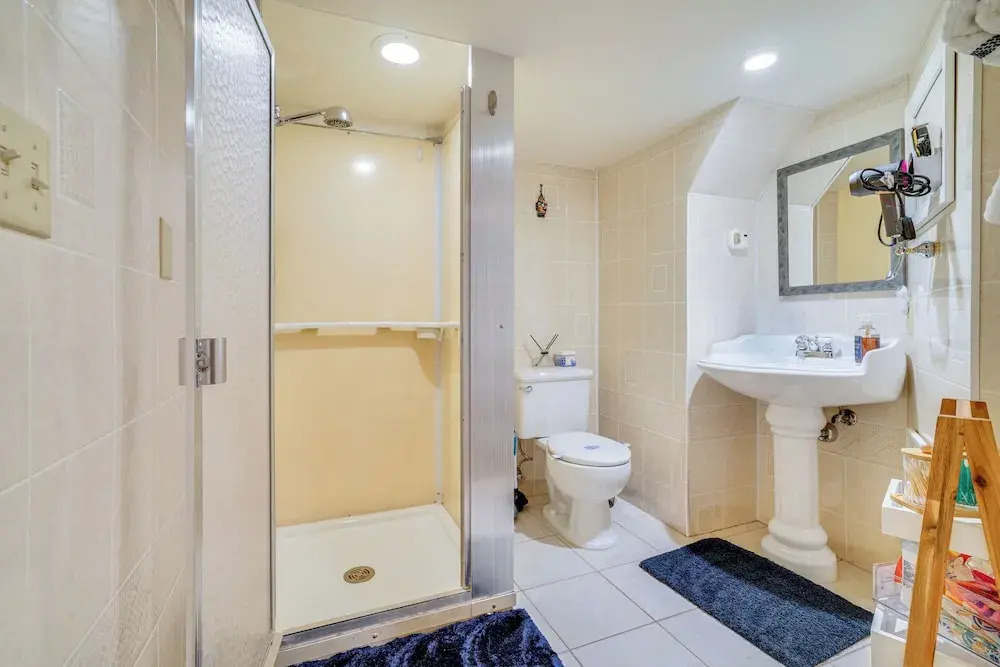 Spacious Cottage Grove Haven Near Downtown St Paul