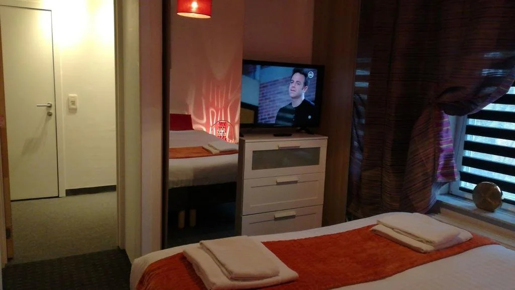 Bed  Breakfast les Sont dAilleurs