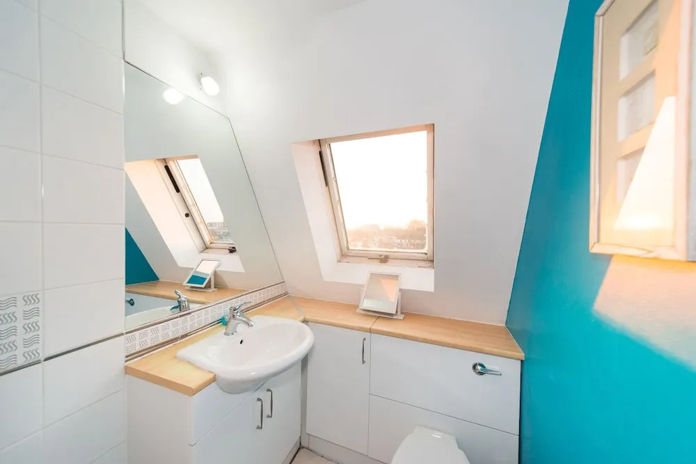 Beautiful West Ken One Bed Apartment