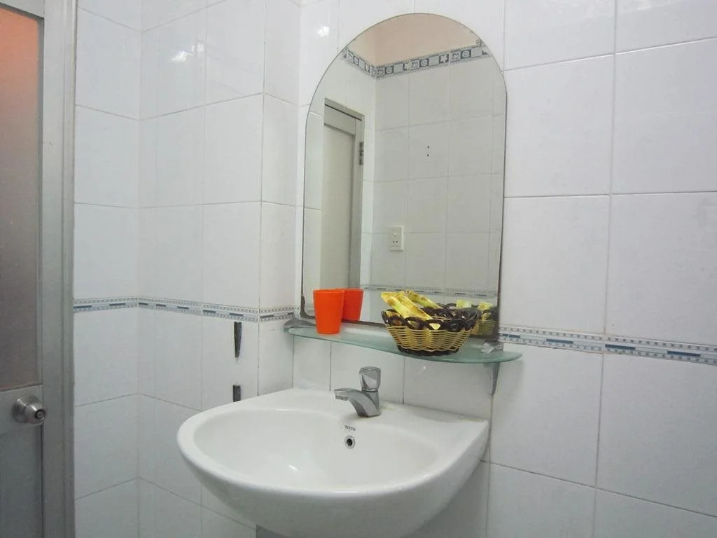 Ninh Hue Hotel