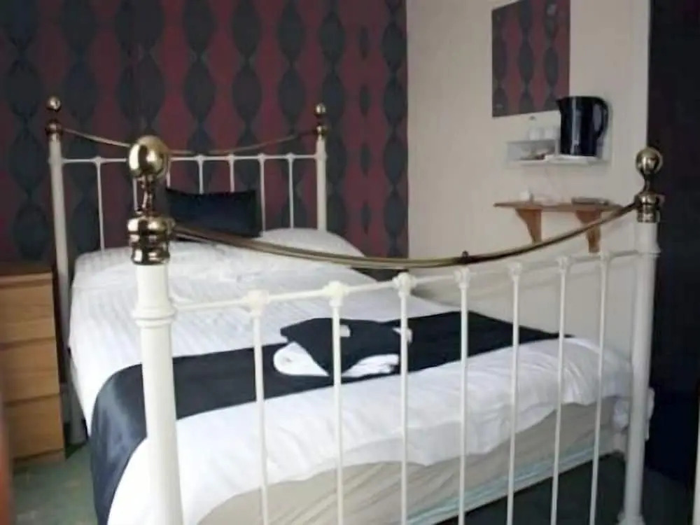 The New Osborne Hotel