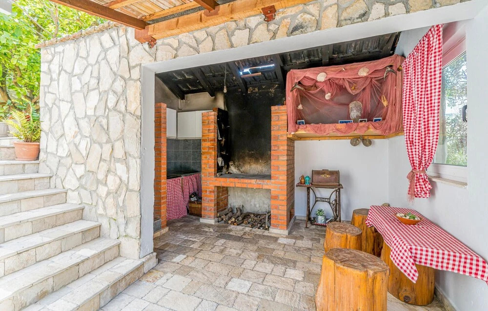 Nice Home in Slano With Wifi and 3 Bedrooms