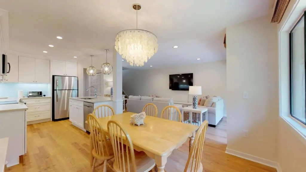 299 Turnberry Village