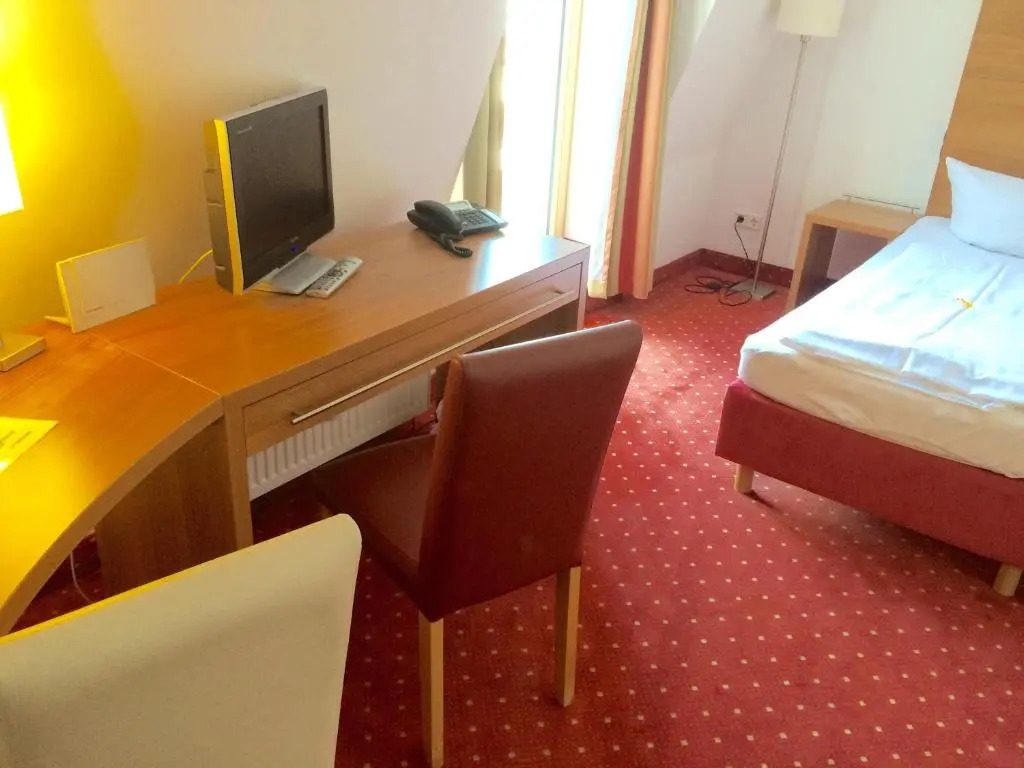 Ambert Berlin (только для женщин)