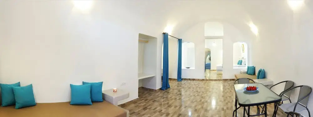 Church and Cave - Santorini Private Residences
