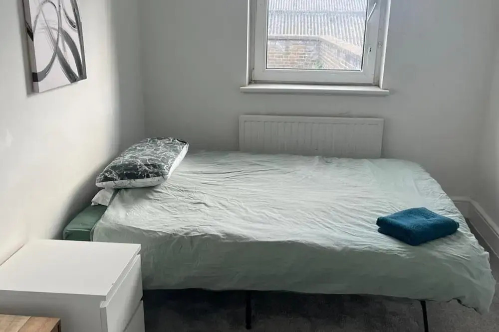 Albans Road Apartment - 4 Bedroom Luxury Stay
