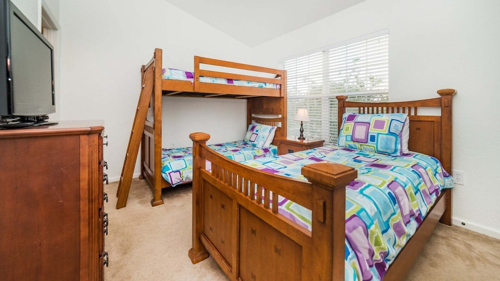 Windsor Hills 3 Bedroom Private Pool Townhome 0865