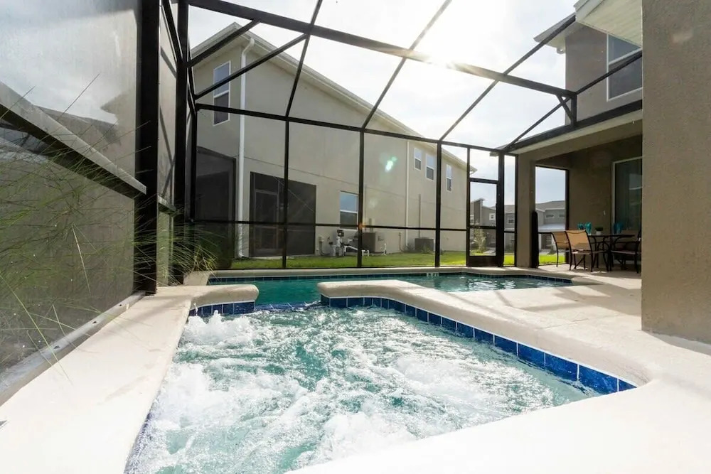 Stunning Family Friendly 5 Bd w/ Pool Close to Disney @ Storey Lake 4242