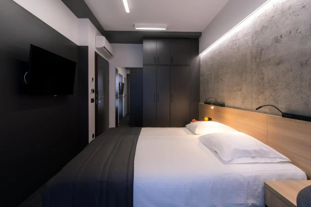 Bulvar Hotel