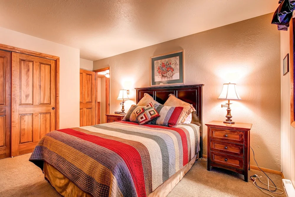 Lance's West Chalet