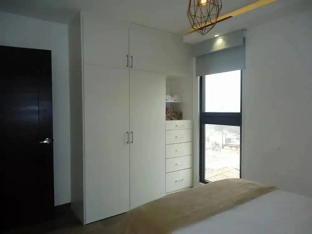 Comfy, save, and well located apt. cintermex. center, santa lucia 2BD, 2BTH. by Mty. Living