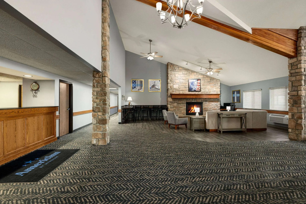 AmericInn by Wyndham Lincoln South